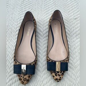 Kate Spade pointy toe leopard print ballet flats, size 8.
